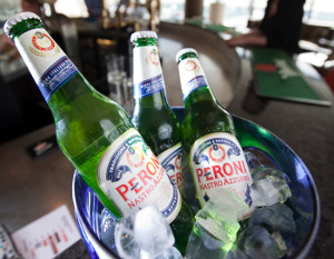 peroni nastro azzuro birra
